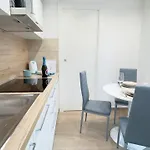 Maison 1 By Ca-sa Check Κιότζα